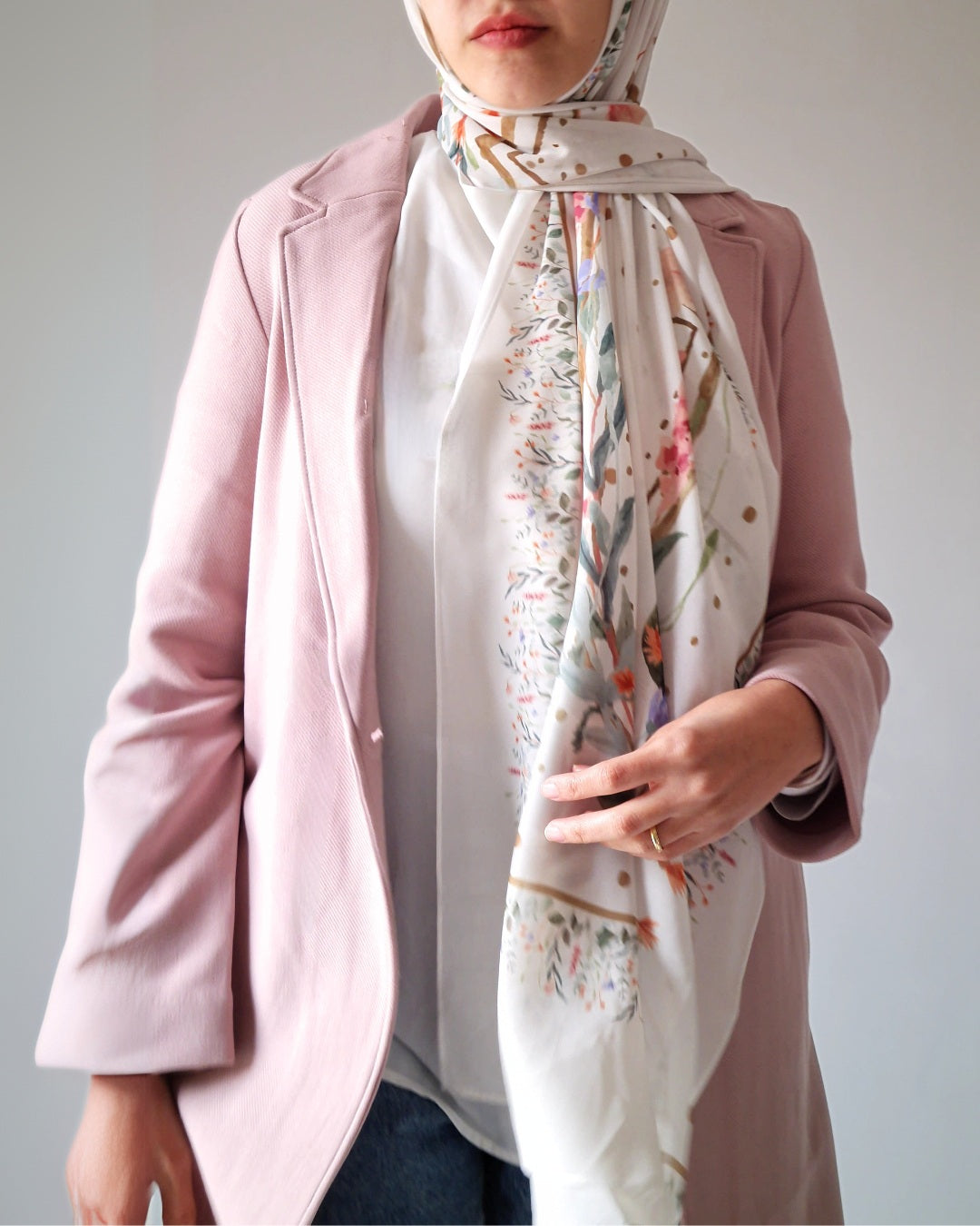 Spring Meadow- off-white