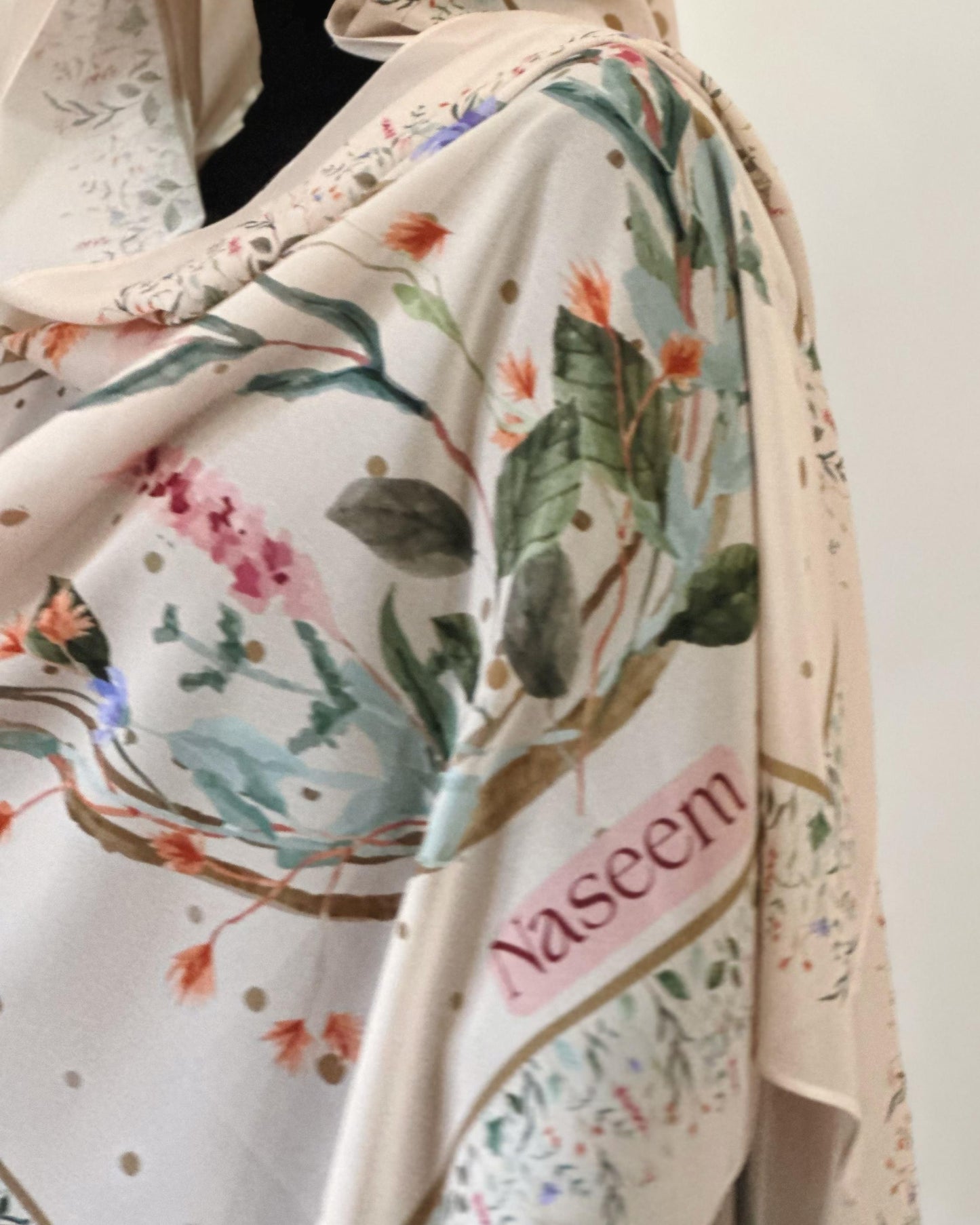 Spring Meadow - beige