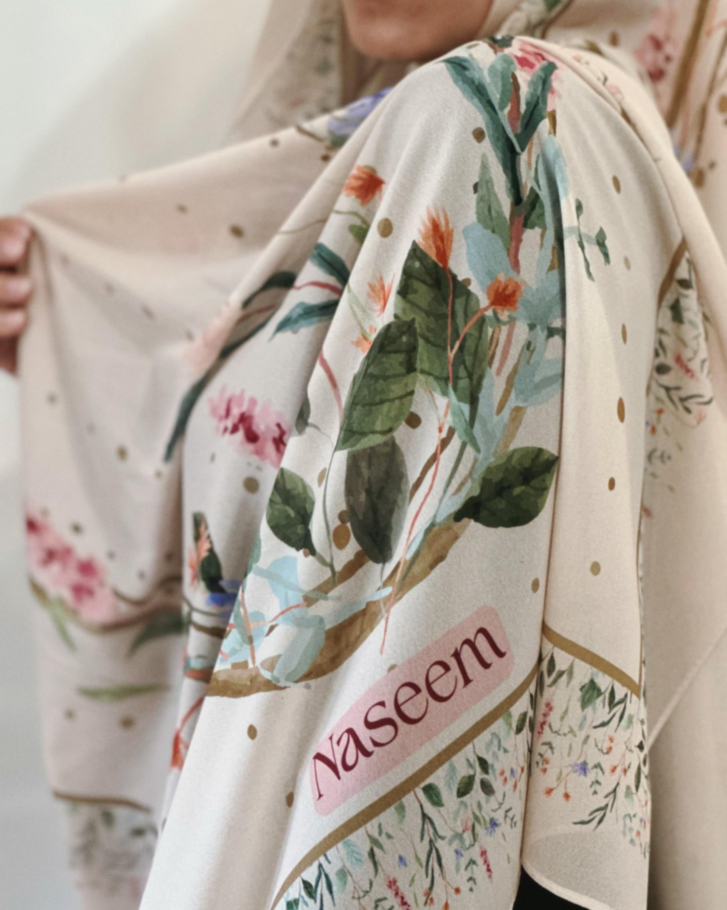 Spring Meadow - beige
